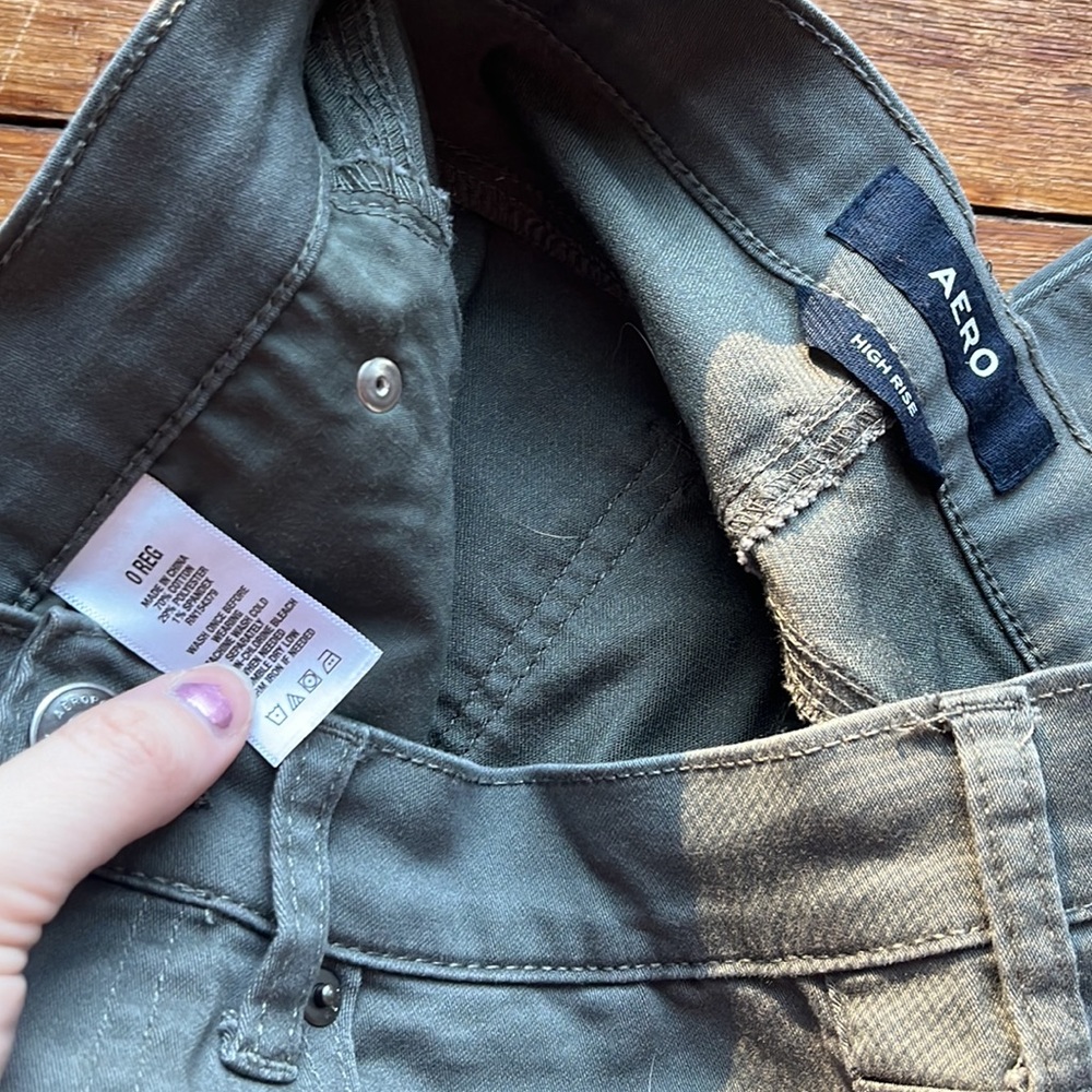 Green High Rise Pants - Picture 3 of 5